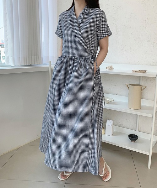 me+em select(ミームセレクト)の「ギンガムチェックテーラードラップロングワンピース(ワンピース・レディース・ブルー/ブラック/ベージュ・FREE)」の9枚目の写真