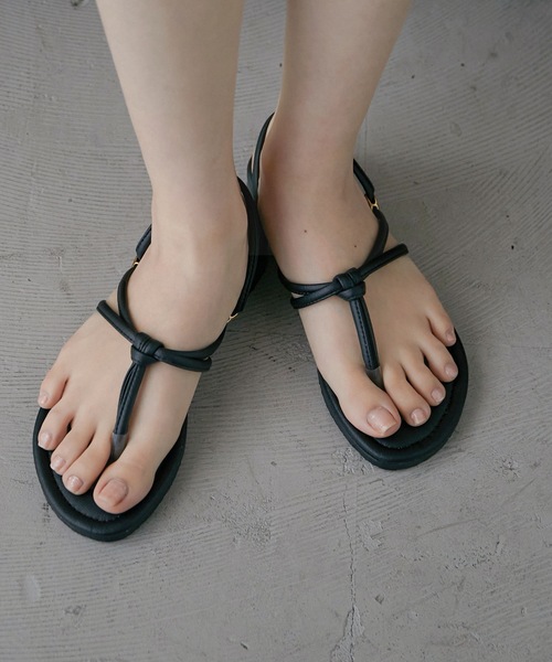Fashion Letter（ファッションレター）の「日本製2wayストラップフラットトングサンダル（サンダル・レディース・ホワイト/ブラック/ライトグリーン/ダークベージュ・LL/S/M/L）」の8枚目の写真