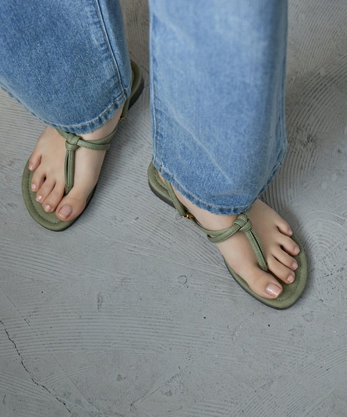 Fashion Letter（ファッションレター）の「日本製2wayストラップフラットトングサンダル（サンダル・レディース・ホワイト/ブラック/ライトグリーン/ダークベージュ・LL/S/M/L）」の18枚目の写真