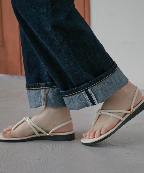 Fashion Letter（ファッションレター）の「日本製2wayストラップフラットトングサンダル（サンダル・レディース・ホワイト/ブラック/ライトグリーン/ダークベージュ・LL/S/M/L）」の11枚目の写真