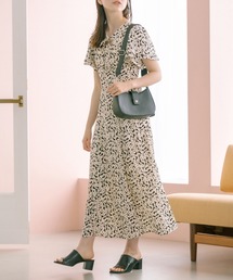 OLIVE des OLIVE | 魅力的レディフレア袖胸開きワンピース(ワンピース)