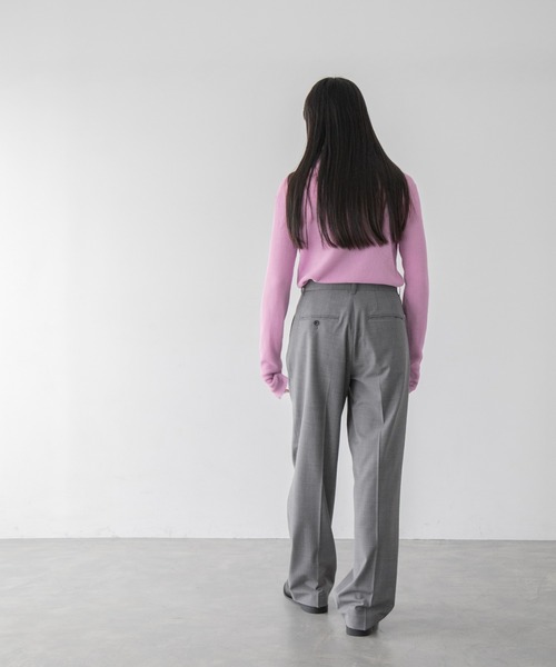yuw(ユウ)の「ツータックトラウザー 298549(その他パンツ・レディース・ブラック/グレー・MEDIUM/LARGE)」の15枚目の写真
