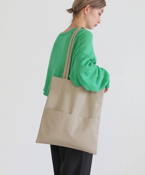 select MOCA(セレクトモカ)の「フェイクレザートートバッグ(トートバッグ・レディース・ブラック/ベージュ・FREE)」の5枚目の写真