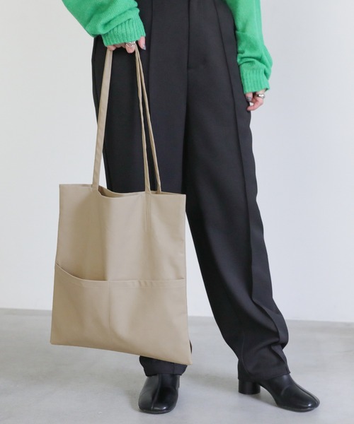 select MOCA(セレクトモカ)の「フェイクレザートートバッグ(トートバッグ・レディース・ブラック/ベージュ・FREE)」の7枚目の写真