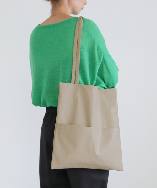 select MOCA(セレクトモカ)の「フェイクレザートートバッグ(トートバッグ・レディース・ブラック/ベージュ・FREE)」の6枚目の写真