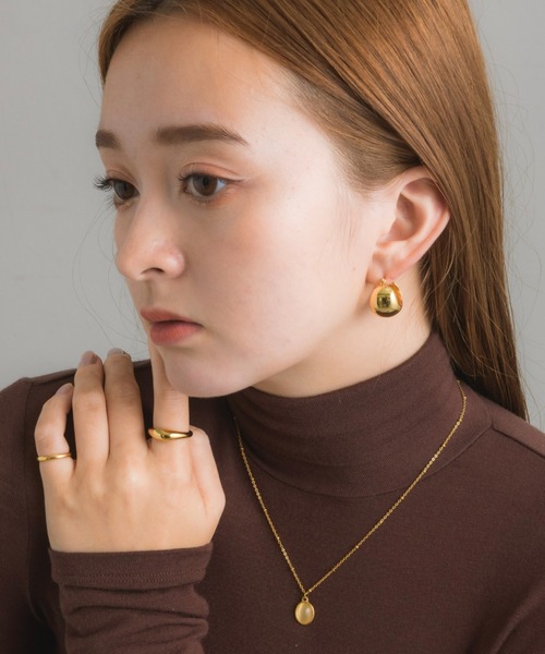 muku(ムク)の「金属アレルギー対応 ソフトニュアンスリング/サージカルステンレス/316L(リング・レディース・ゴールド/シルバー・11/13/3/9)」の8枚目の写真