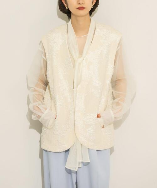 KBF（ケイビーエフ）の「BIGジャガードベスト（ベスト・レディース・アイボリー/ベージュ系その他/ネイビー・ONE）」の12枚目の写真