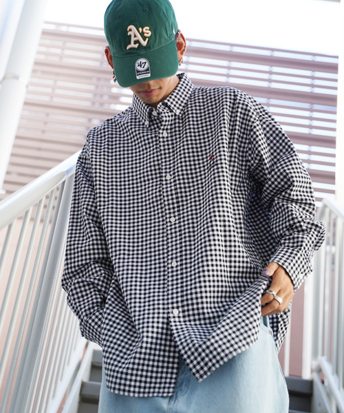 VENCEEXCHANGE(ヴァンスエクスチェンジ)の「Red Cap Girl レッドキャップガール ワンポイント刺繍シャツ(シャツ/ブラウス・メンズ・ホワイト/ブラック/ダークグレー/グリーン/ブルー/ネイビー/ブルー系その他/スカイブルー/イエロー/その他・M/L)」の3枚目の写真