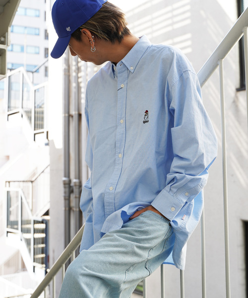 VENCEEXCHANGE(ヴァンスエクスチェンジ)の「Red Cap Girl レッドキャップガール ワンポイント刺繍シャツ(シャツ/ブラウス・メンズ・ホワイト/ブラック/ダークグレー/グリーン/ブルー/ネイビー/ブルー系その他/スカイブルー/イエロー/その他・M/L)」の5枚目の写真