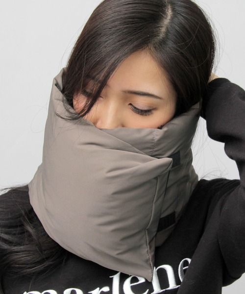 glabella（グラベラ）の「撥水ポリエステル 中綿 ボリューム ネックウォーマー / ダウンネックウォーマー（ネックウォーマー/スヌード・メンズ・ブラック/グレー/カーキ・FREE）」の17枚目の写真