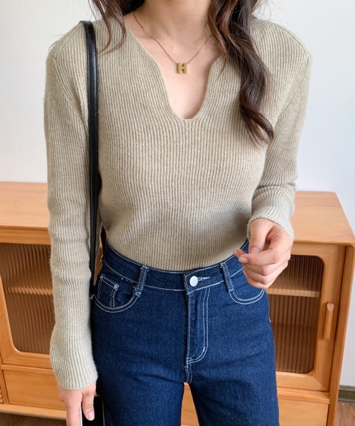 ABITOKYO(アビトーキョー)の「キーネックリブニットプルオーバー(ニット/セーター・レディース・ベージュ/ブラック/ブラウン/アイボリー・FREE)」の22枚目の写真