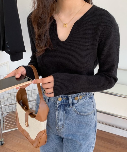ABITOKYO(アビトーキョー)の「キーネックリブニットプルオーバー(ニット/セーター・レディース・ベージュ/ブラック/ブラウン/アイボリー・FREE)」の18枚目の写真