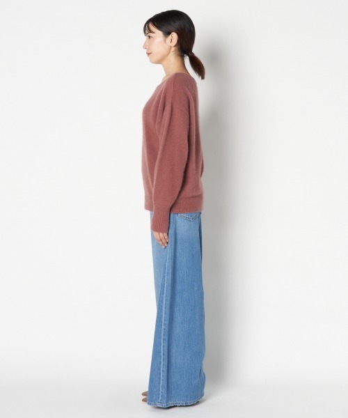 HELIOPOLE(エリオポール)の「RACCOON 2WAY NECK PULLOVER(ニット/セーター・レディース・アイボリー/ブラウン/ピンク/グレー・38)」の9枚目の写真