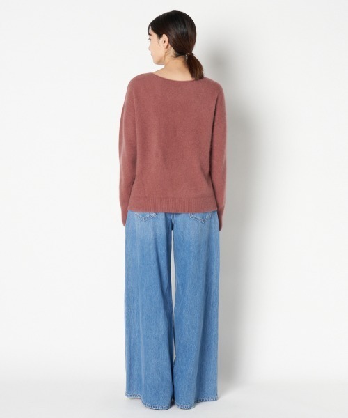 HELIOPOLE(エリオポール)の「RACCOON 2WAY NECK PULLOVER(ニット/セーター・レディース・アイボリー/ブラウン/ピンク/グレー・38)」の10枚目の写真