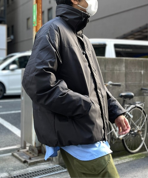 CPCM（シーピーシーエム）の「ストレッチハイネック中綿ジャケット