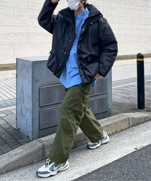 CPCM（シーピーシーエム）の「ストレッチハイネック中綿ジャケット（ダウンジャケット/コート・メンズ・ホワイト/ブラック/チャコールグレー・MEDIUM/LARGE）」の9枚目の写真