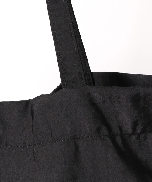 LOWRYS FARM（ローリーズファーム）の「フリルトートバッグ　176562（トートバッグ・レディース・ブラック/ベージュ/カーキ・FREE）」の12枚目の写真