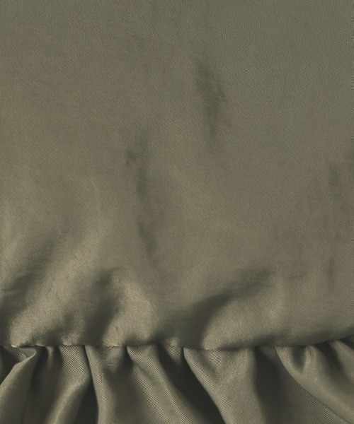 LOWRYS FARM（ローリーズファーム）の「フリルトートバッグ　176562（トートバッグ・レディース・ブラック/ベージュ/カーキ・FREE）」の7枚目の写真