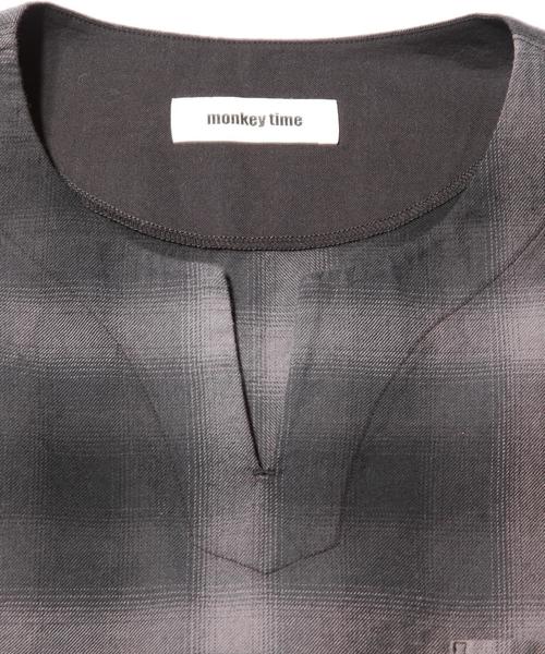MONKEY TIME（モンキータイム）の「＜monkey time＞ ∴ DK OMB/CHK P/0 SSL/シャツ◆（シャツ/ブラウス・メンズ・ブラック・SMALL/MEDIUM/LARGE）」の2枚目の写真