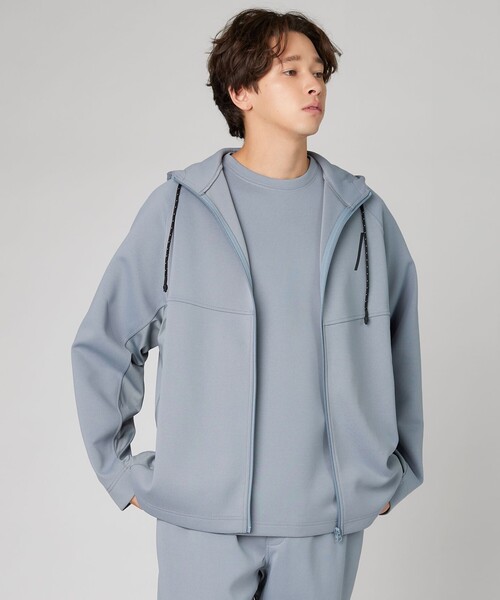 美品★近年モデル★UNFILO アンフィーロ パーカー ナイロン フリル XL黒 美品☆近年モデル☆UNFILO アンフィーロ パーカー ナイロン