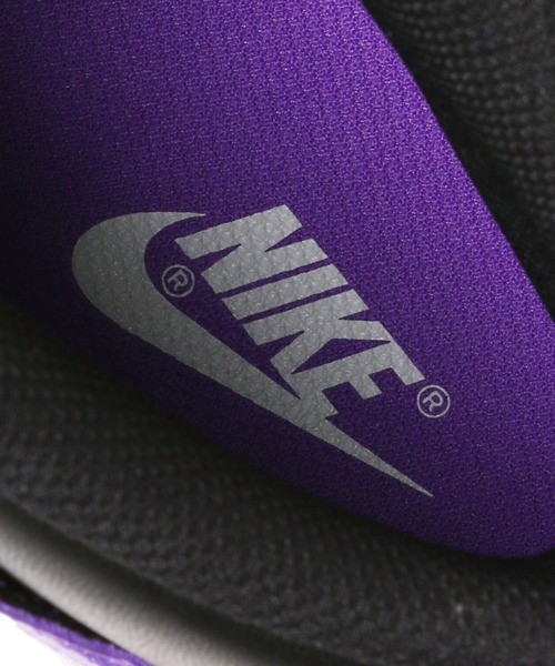 NIKE（ナイキ）の「NIKE DUNK HI RETRO BTTYS / ダンク ハイ / DV0829-500（スニーカー・メンズ・パープル・30cm/27cm/26cm/27.5cm/26.5cm/28cm/29cm/28.5cm/24㎝/24.5㎝/25.5cm/25㎝）」の4枚目の写真
