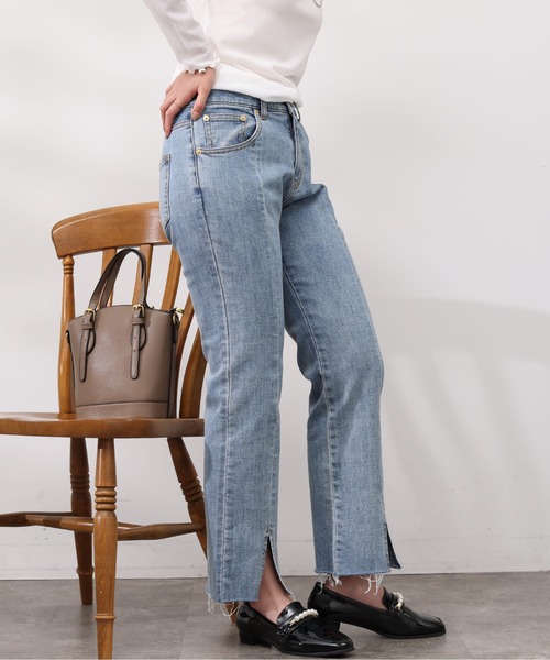 裾スリットセミフレアデニム（デニムパンツ）｜Chez toi（シェトワ）