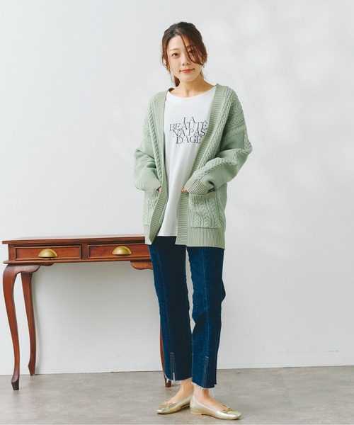 Chez toi(シェトワ)の「裾スリットセミフレアデニム(デニムパンツ・レディース・サックスブルー/インディゴブルー・SMALL/MEDIUM)」の7枚目の写真