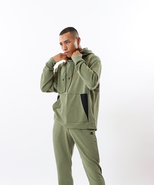 Champion(チャンピオン)の「【Champion/チャンピオン】メンズ スポーツ テックウィーブ テリー フーデッドスウェットシャツ(パーカー・メンズ・その他35/グレー/ブラック/オリーブ・LARGE/MEDIUM/X-LARGE)」の3枚目の写真
