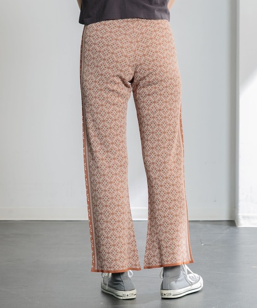 AMERICAN RAG CIE（アメリカンラグシー）の「キカガクニットジャガードパンツ（その他パンツ・レディース・レッド/ブラウン・FREE）」の4枚目の写真