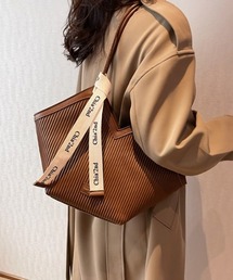 ロゴテープ付きフェイクレザーハンドバッグ