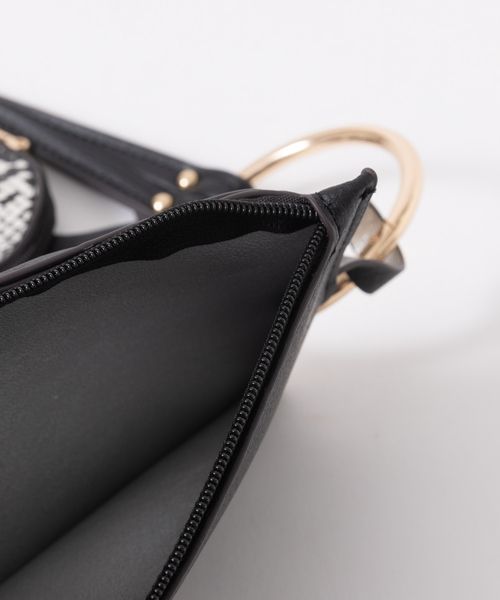 Abahouse Devinette(ドゥヴィネット)の「【mieux un】スマホポーチコインケース付き3連ショルダーバッグ(ショルダーバッグ・レディース・シルバー/グリーン/アイボリー/ラベンダー/ブラック・フリー)」の11枚目の写真