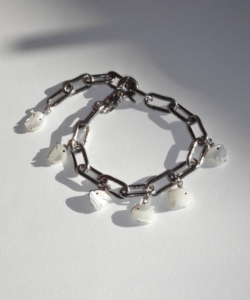 igi（イジ）の「charm bracelet/チャームブレスレット（ブレスレット・レディース・ホワイト/ブルー/グリーン/その他・FREE）」の4枚目の写真