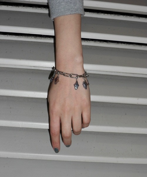 igi（イジ）の「charm bracelet/チャームブレスレット（ブレスレット・レディース・ホワイト/ブルー/グリーン/その他・FREE）」の8枚目の写真