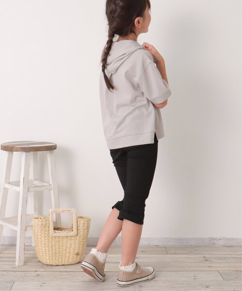 ikka(イッカ)の「後ろフリルクロップドパンツ(120~160cm)(その他パンツ・キッズ・ブラック/ブルー・160/120/150/130/140)」の17枚目の写真