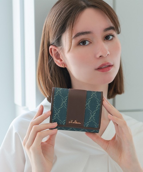 Clelia(クレリア)の「【Belle/ベェル】二つ折り財布(財布・レディース・ベージュ/ライトグリーン/ダークネイビー/ブラック/サックスブルー・ONE SIZE)」の4枚目の写真