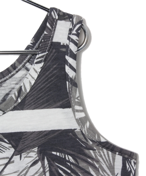 AZUL by moussy（アズールバイマウジー）の「30/-TC天竺リーフボーダータンク（タンクトップ・キッズ・ブラック系その他/ダークネイビー/ピンク系その他・100/120/130/150/110/140）」の5枚目の写真