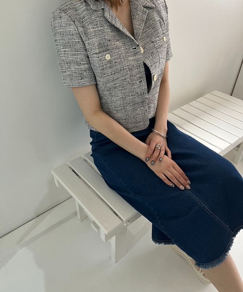 Jewelobe(ジュエローブ)の「グラデーションデニム肩フリルタイトワンピース(ワンピース・レディース・ブルー・M/S)」の16枚目の写真