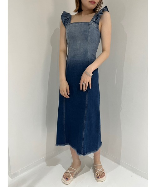 Jewelobe(ジュエローブ)の「グラデーションデニム肩フリルタイトワンピース(ワンピース・レディース・ブルー・M/S)」の12枚目の写真
