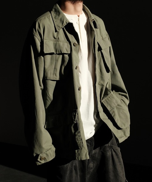 2AM(ツーエイエム)の「U.S MILITARY / ユーエスミリタリー US ARMY JUNGLE FATIGUE JACKET COMMERCIAL MODEL OZONE WASHED(ミリタリージャケット・メンズ・オリーブ/ブラック/カモフラージュ・LARGE/X-LARGE/SMALL/MEDIUM)」の13枚目の写真