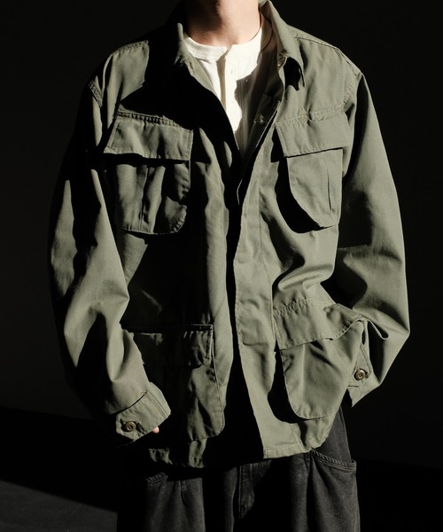 2AM(ツーエイエム)の「U.S MILITARY / ユーエスミリタリー US ARMY JUNGLE FATIGUE JACKET COMMERCIAL MODEL OZONE WASHED(ミリタリージャケット・メンズ・オリーブ/ブラック/カモフラージュ・LARGE/X-LARGE/SMALL/MEDIUM)」の18枚目の写真