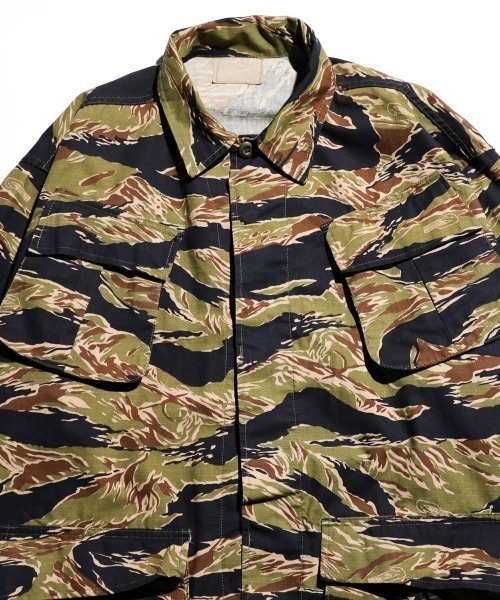 2AM(ツーエイエム)の「U.S MILITARY / ユーエスミリタリー US ARMY JUNGLE FATIGUE JACKET COMMERCIAL MODEL OZONE WASHED(ミリタリージャケット・メンズ・オリーブ/ブラック/カモフラージュ・LARGE/X-LARGE/SMALL/MEDIUM)」の22枚目の写真