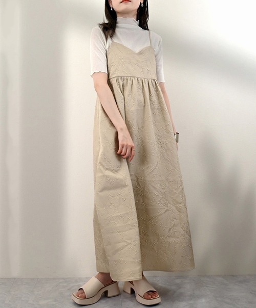 STYLEBLOCK(スタイルブロック)の「ふくれジャガードビスチェキャミワンピース(ワンピース・レディース・ライトベージュ/ブラック/アイボリー・M)」の3枚目の写真