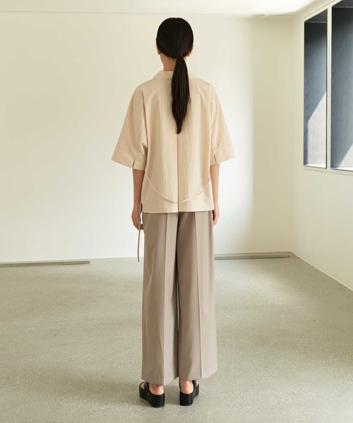 MOHAN(モハン)の「【MOHAN 】TOR ステッチ ロールアップ シャツ / TOR STITCH ROLL UP SHIRT(シャツ/ブラウス・レディース・ベージュ・FREE)」の8枚目の写真
