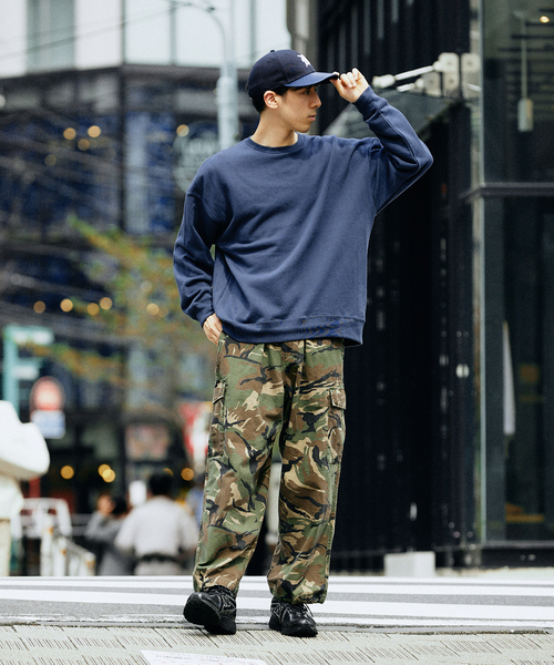 JOURNAL STANDARD relume(ジャーナルスタンダード レリューム)の「CALIFORNIA UPCYCLE クルーネックスウェット(スウェット・メンズ・ブラック系その他/ライトグレー/グリーン系その他/ダークブルー/ワイン・MEDIUM/LARGE)」の15枚目の写真