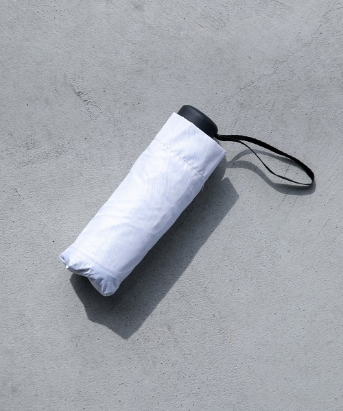 Bou Jeloud（ブージュルード）の「コンパクト日傘（折りたたみ傘・レディース・グレイッシュベージュ/ブラック/パープル・ONESIZE）」の10枚目の写真