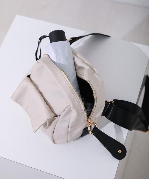 Bou Jeloud（ブージュルード）の「コンパクト日傘（折りたたみ傘・レディース・グレイッシュベージュ/ブラック/パープル・ONESIZE）」の13枚目の写真