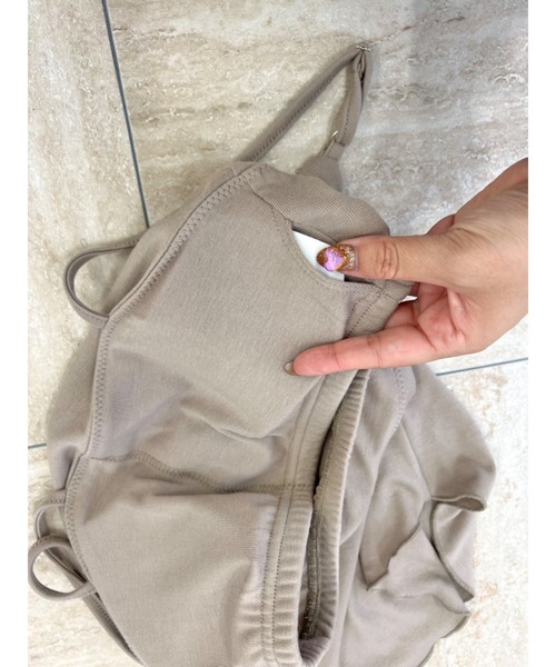 jumelle（ジュメロ）の「カップ付きストレッチキャミソール（キャミソール・レディース・ブラウン/アイボリー・FREE）」の10枚目の写真