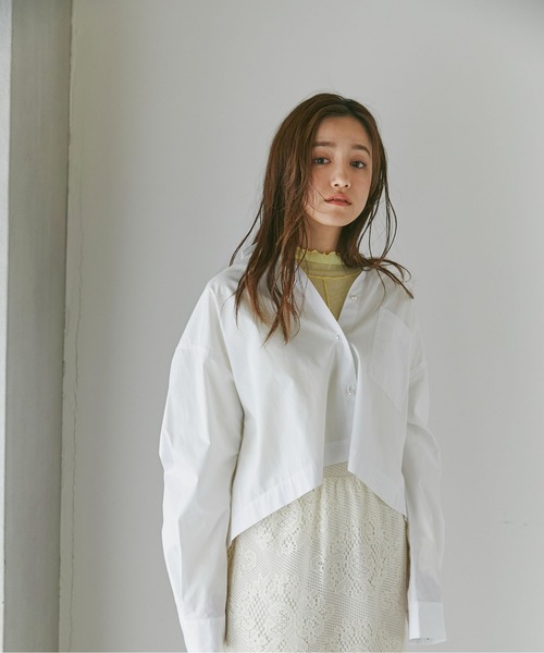 NANO universe（ナノユニバース）の「WEB限定 パールボタンクロップドシャツ（シャツ/ブラウス・レディース・ピンク/ホワイト/サックスブルー・FREE）」の5枚目の写真