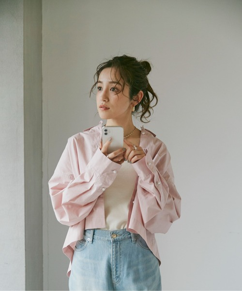 NANO universe（ナノユニバース）の「WEB限定 パールボタンクロップドシャツ（シャツ/ブラウス・レディース・ピンク/ホワイト/サックスブルー・FREE）」の10枚目の写真