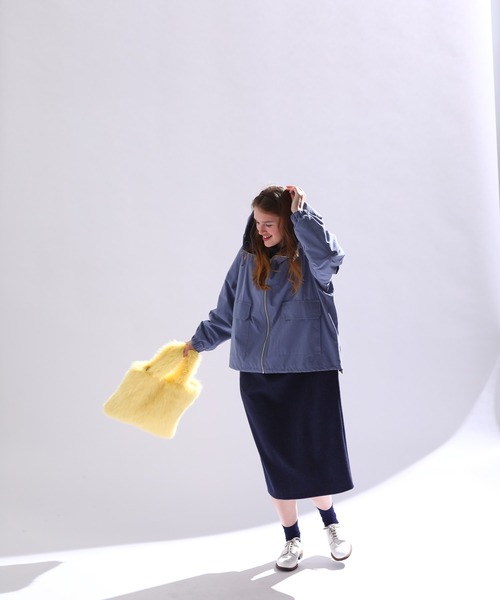 Kelen(ケレン)の「「KELEN / ケレン」エコファーバッグ / MELON(トートバッグ・レディース・グリーン系その他/イエロー/ネイビー/グレイッシュベージュ/オフホワイト・FREE)」の8枚目の写真